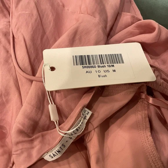 saints + secrets Rose Long Sleeve Ruffle-Hem Dress - Picture 10 of 12